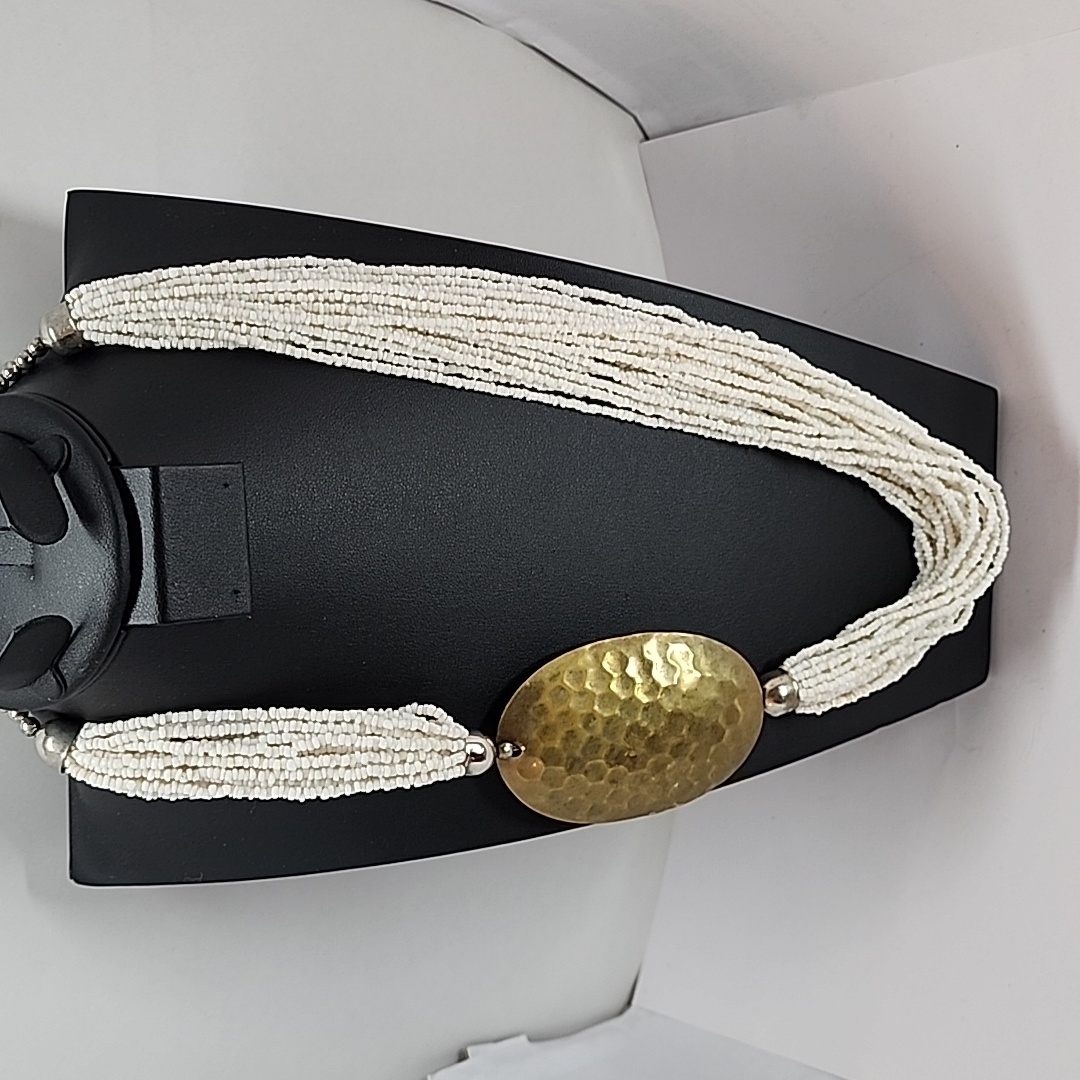 White Seed Bead Hammered Metal Necklace 27$
